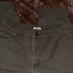 Green comfy Mom Jeans.